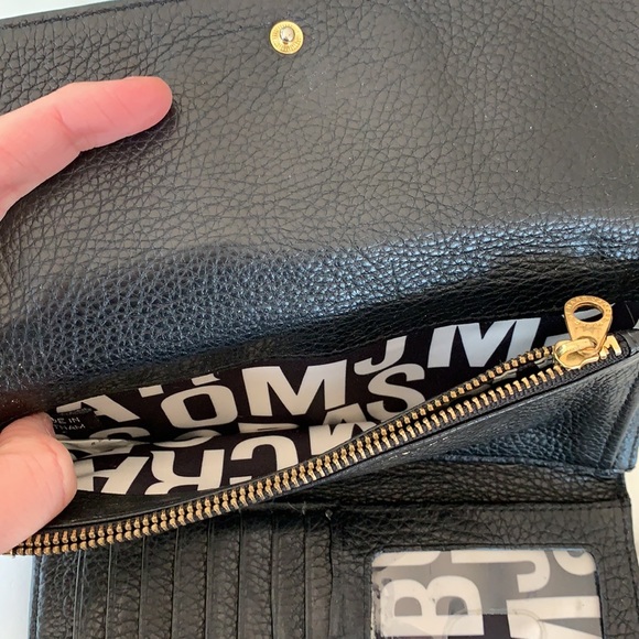 Marc by Marc Jacobs Wallet - Picture 5 of 6